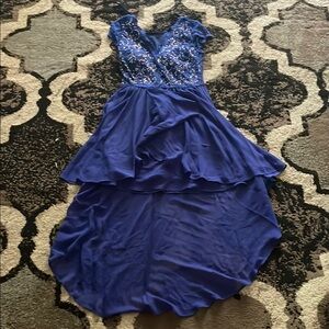 Elegant Blue Evening Gown with Sequins